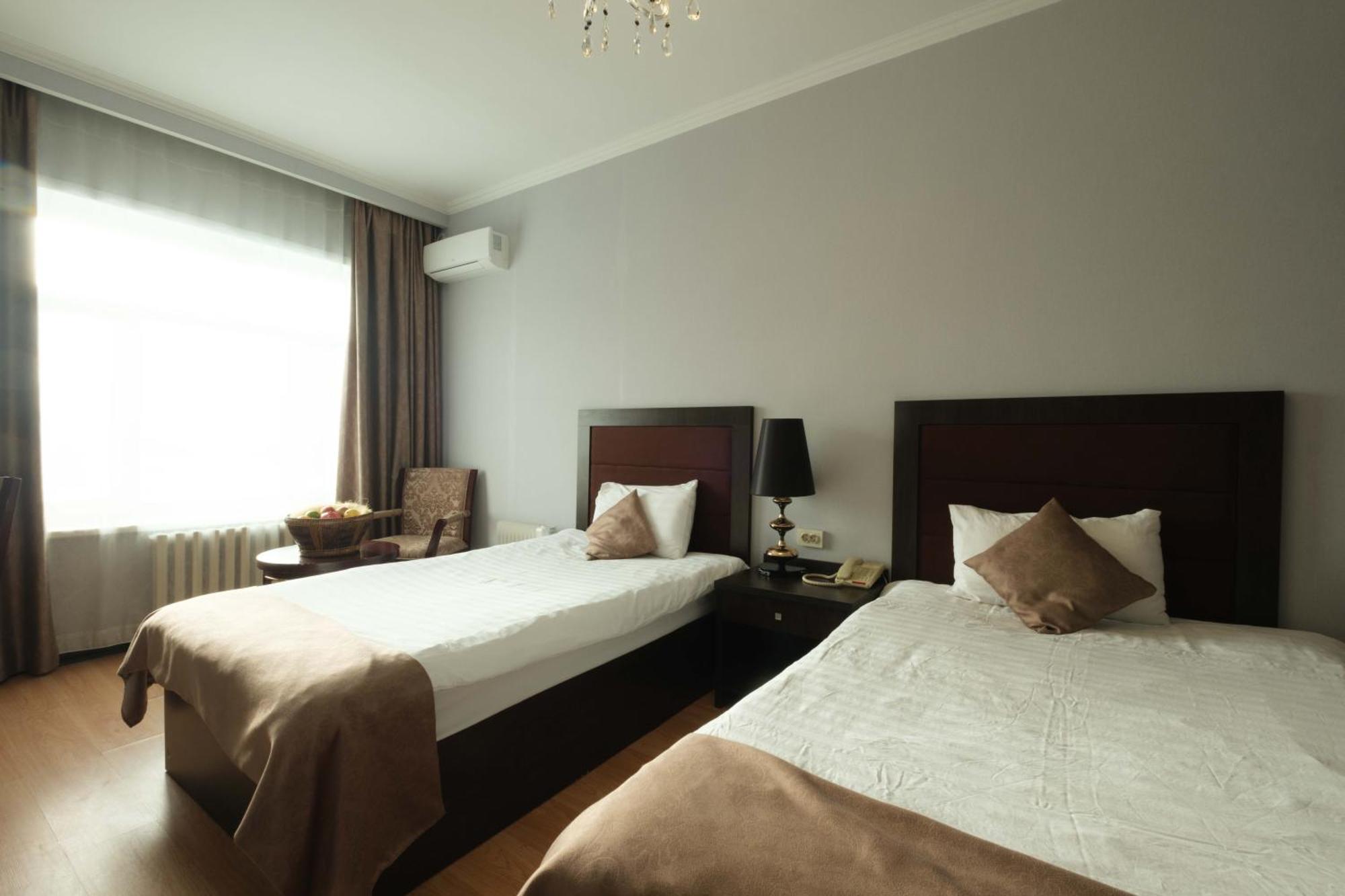 Reikartz Park Astana Ex-Royal Park Hotel & Spa Kültér fotó