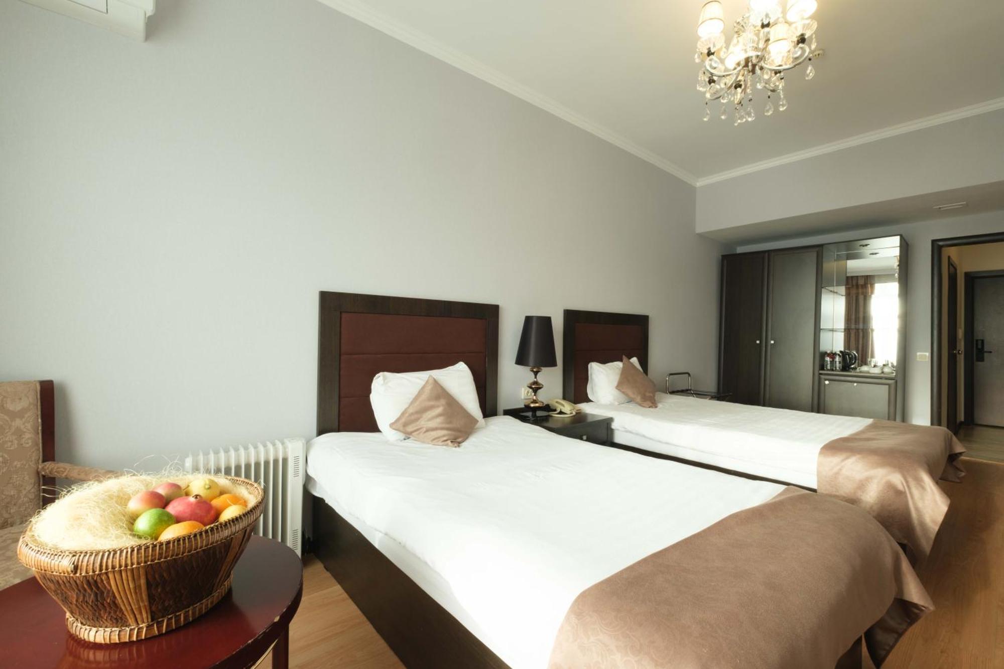 Reikartz Park Astana Ex-Royal Park Hotel & Spa Kültér fotó